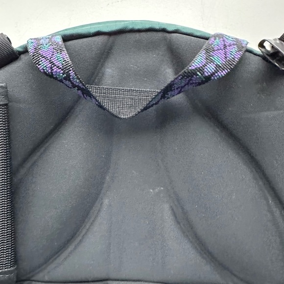 MEI Mountain Equipment Inc waist fanny pack. - Picture 10 of 11